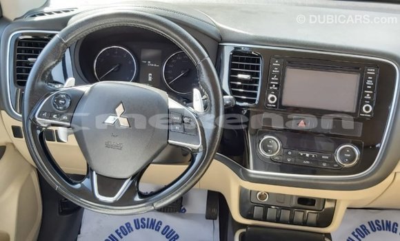 Buy Import Mitsubishi Outlander White Car in Import - Dubai in Aragatsotn Buy Import Mitsubishi Outlander White Car in Import - Dubai in Aragatsotn