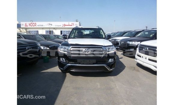 Buy Import Toyota Land Cruiser Black Car in Import - Dubai in Aragatsotn Buy Import Toyota Land Cruiser Black Car in Import - Dubai in Aragatsotn