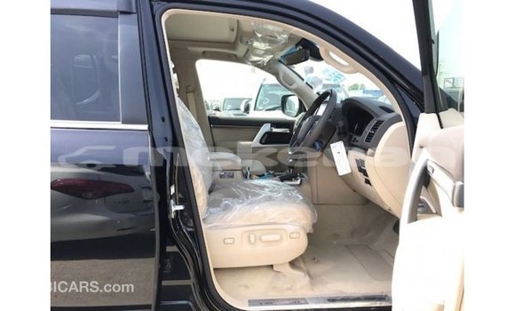 Buy Import Toyota Land Cruiser Black Car in Import - Dubai in Aragatsotn Buy Import Toyota Land Cruiser Black Car in Import - Dubai in Aragatsotn