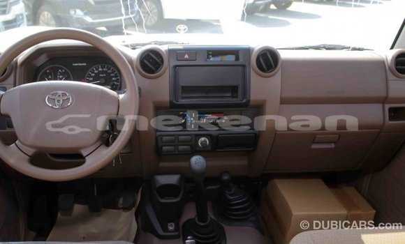 Buy Import Toyota Land Cruiser Beige Car in Import - Dubai in Aragatsotn Buy Import Toyota Land Cruiser Beige Car in Import - Dubai in Aragatsotn