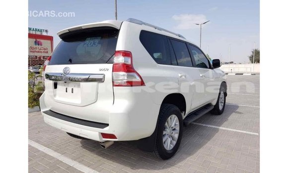 Buy Import Toyota Prado White Car in Import - Dubai in Aragatsotn Buy Import Toyota Prado White Car in Import - Dubai in Aragatsotn