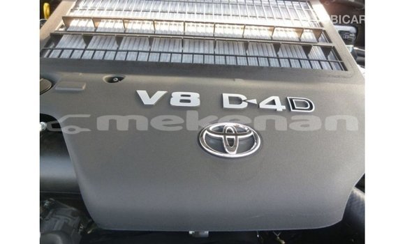 Buy Import Toyota Land Cruiser Black Car in Import - Dubai in Aragatsotn Buy Import Toyota Land Cruiser Black Car in Import - Dubai in Aragatsotn
