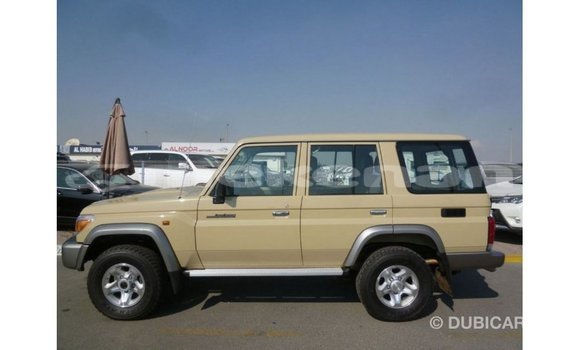 Buy Import Toyota Land Cruiser Beige Car in Import - Dubai in Aragatsotn Buy Import Toyota Land Cruiser Beige Car in Import - Dubai in Aragatsotn