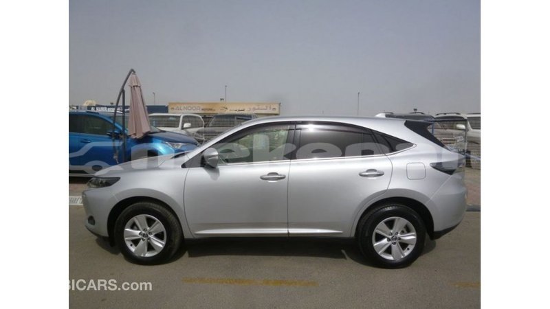 Big with watermark toyota harrier aragatsotn import dubai 2761