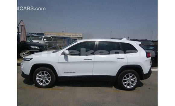 Buy Import Jeep Cherokee White Car in Import - Dubai in Aragatsotn Buy Import Jeep Cherokee White Car in Import - Dubai in Aragatsotn