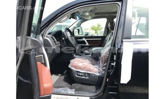 Buy Import Toyota Land Cruiser Black Car in Import - Dubai in Aragatsotn Buy Import Toyota Land Cruiser Black Car in Import - Dubai in Aragatsotn