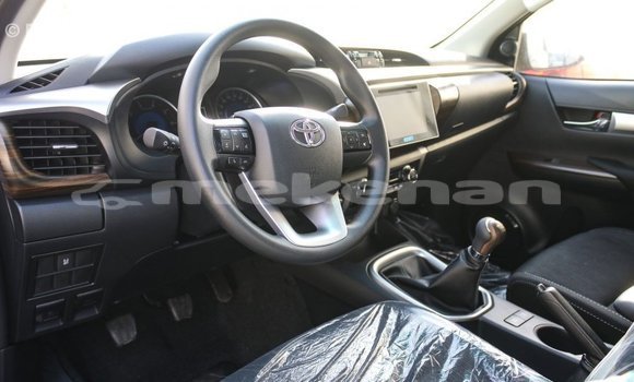 Buy Import Toyota Hilux Other Car in Import - Dubai in Aragatsotn Buy Import Toyota Hilux Other Car in Import - Dubai in Aragatsotn