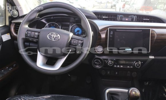 Buy Import Toyota Hilux Other Car in Import - Dubai in Aragatsotn Buy Import Toyota Hilux Other Car in Import - Dubai in Aragatsotn