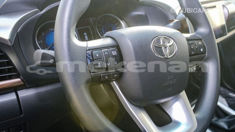 Big with watermark toyota hilux aragatsotn import dubai 2772