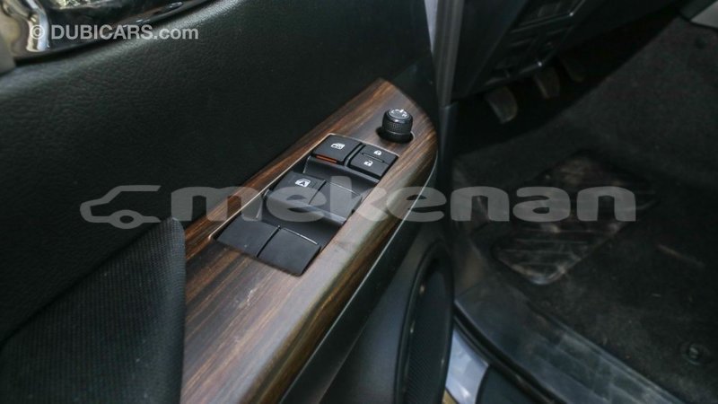 Big with watermark toyota hilux aragatsotn import dubai 2772