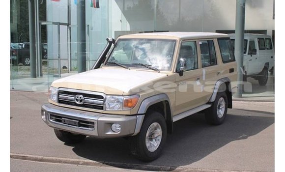 Buy Import Toyota Land Cruiser Beige Car in Import - Dubai in Aragatsotn Buy Import Toyota Land Cruiser Beige Car in Import - Dubai in Aragatsotn