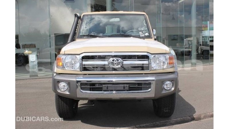 Big with watermark toyota land cruiser aragatsotn import dubai 2775