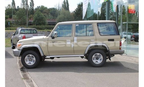 Buy Import Toyota Land Cruiser Beige Car in Import - Dubai in Aragatsotn Buy Import Toyota Land Cruiser Beige Car in Import - Dubai in Aragatsotn