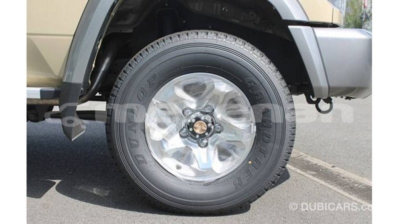 Big with watermark toyota land cruiser aragatsotn import dubai 2775