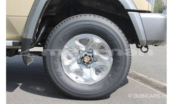 Buy Import Toyota Land Cruiser Beige Car in Import - Dubai in Aragatsotn Buy Import Toyota Land Cruiser Beige Car in Import - Dubai in Aragatsotn
