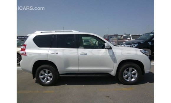 Buy Import Toyota Prado White Car in Import - Dubai in Aragatsotn Buy Import Toyota Prado White Car in Import - Dubai in Aragatsotn