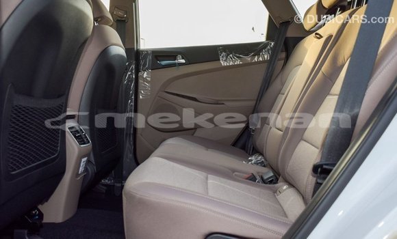 Buy Import Hyundai Tucson White Car in Import - Dubai in Aragatsotn Buy Import Hyundai Tucson White Car in Import - Dubai in Aragatsotn