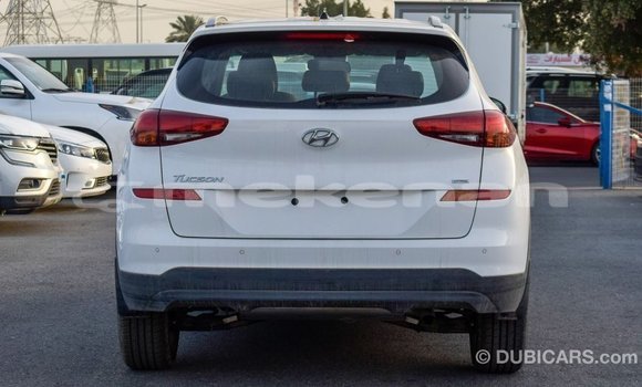 Buy Import Hyundai Tucson White Car in Import - Dubai in Aragatsotn Buy Import Hyundai Tucson White Car in Import - Dubai in Aragatsotn