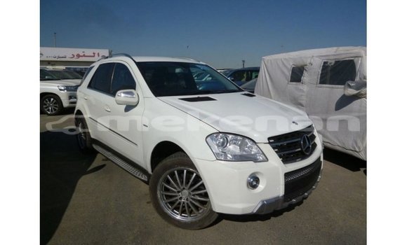 Buy Import Mercedes-Benz 190 White Car in Import - Dubai in Aragatsotn Buy Import Mercedes-Benz 190 White Car in Import - Dubai in Aragatsotn