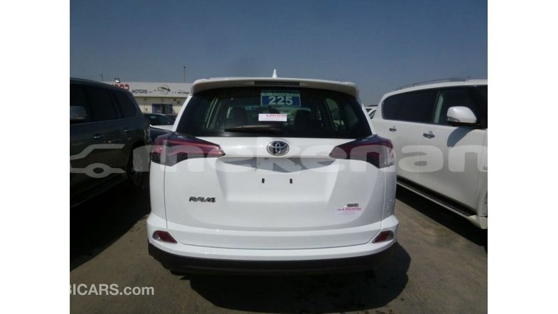 Big with watermark toyota 4runner aragatsotn import dubai 2789