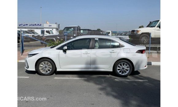 Buy Import Toyota Corolla White Car in Import - Dubai in Aragatsotn Buy Import Toyota Corolla White Car in Import - Dubai in Aragatsotn