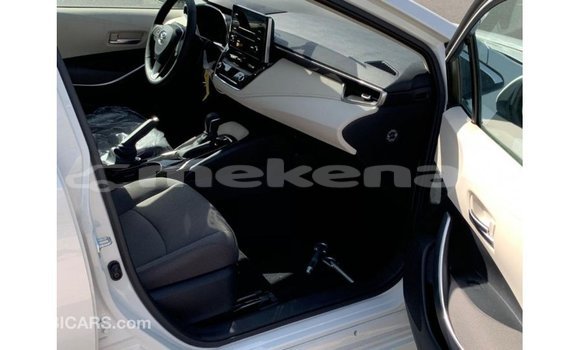 Buy Import Toyota Corolla White Car in Import - Dubai in Aragatsotn Buy Import Toyota Corolla White Car in Import - Dubai in Aragatsotn