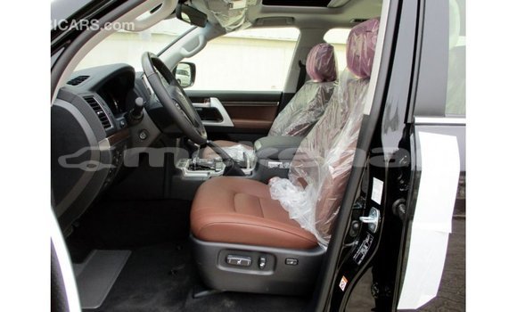 Buy Import Toyota Land Cruiser Black Car in Import - Dubai in Aragatsotn Buy Import Toyota Land Cruiser Black Car in Import - Dubai in Aragatsotn