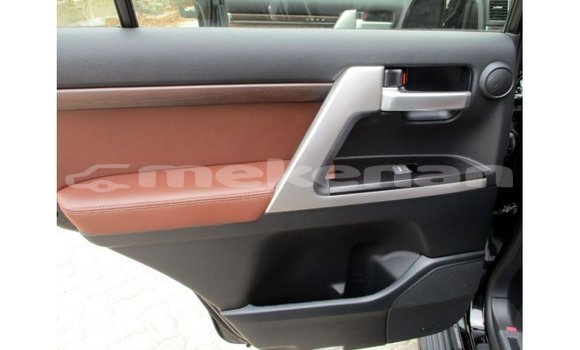 Buy Import Toyota Land Cruiser Black Car in Import - Dubai in Aragatsotn Buy Import Toyota Land Cruiser Black Car in Import - Dubai in Aragatsotn