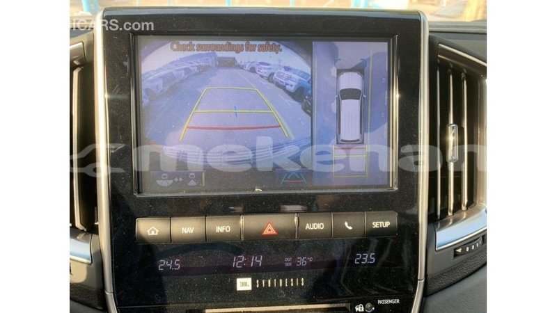 Big with watermark toyota land cruiser aragatsotn import dubai 2797