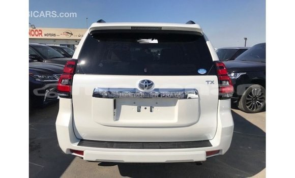 Buy Import Toyota Prado White Car in Import - Dubai in Aragatsotn Buy Import Toyota Prado White Car in Import - Dubai in Aragatsotn