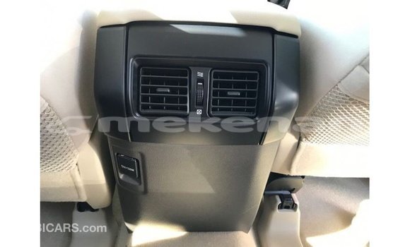 Buy Import Toyota Prado White Car in Import - Dubai in Aragatsotn Buy Import Toyota Prado White Car in Import - Dubai in Aragatsotn