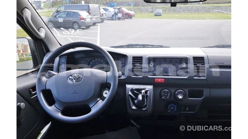 Big with watermark toyota hiace aragatsotn import dubai 2810