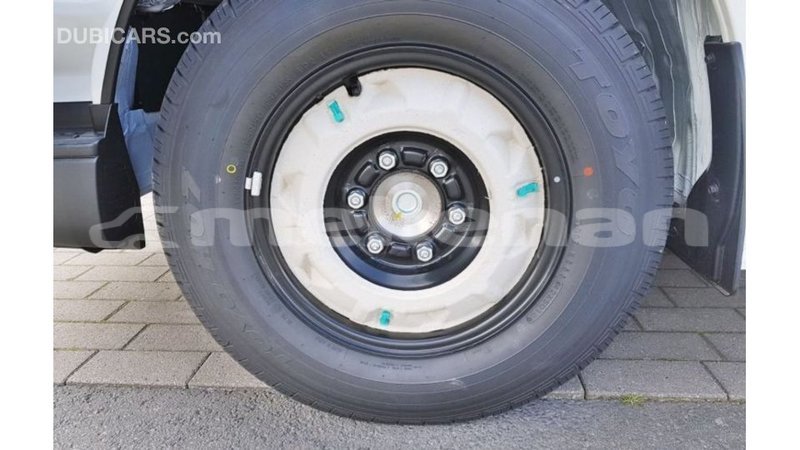 Big with watermark toyota hiace aragatsotn import dubai 2810