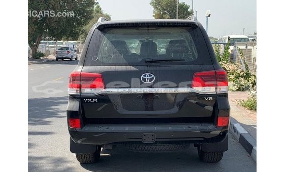 Buy Import Toyota Land Cruiser Black Car in Import - Dubai in Aragatsotn Buy Import Toyota Land Cruiser Black Car in Import - Dubai in Aragatsotn