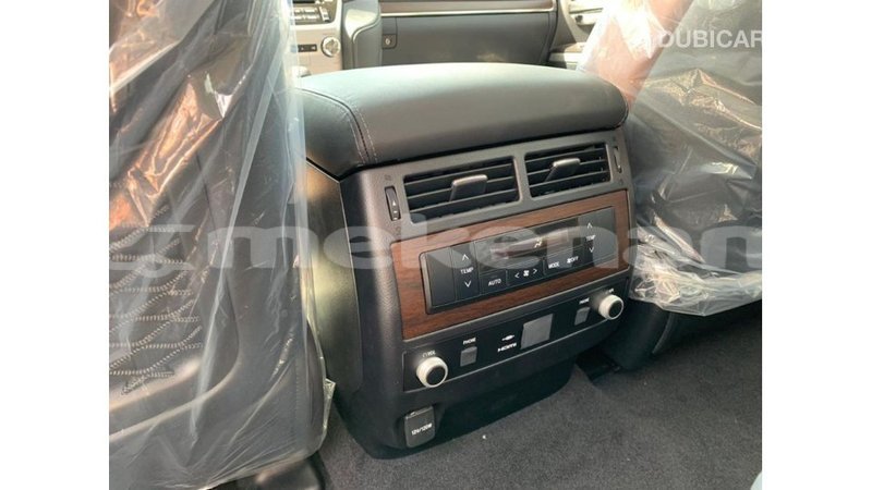 Big with watermark toyota land cruiser aragatsotn import dubai 2812