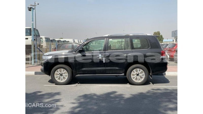 Big with watermark toyota land cruiser aragatsotn import dubai 2812