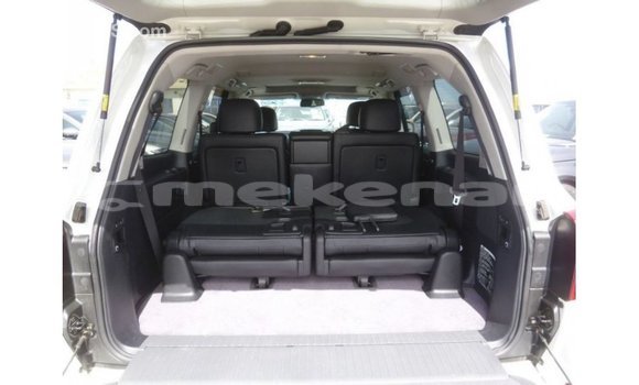 Buy Import Toyota Land Cruiser White Car in Import - Dubai in Aragatsotn Buy Import Toyota Land Cruiser White Car in Import - Dubai in Aragatsotn
