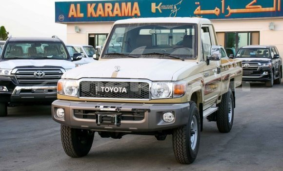 Buy Import Toyota Land Cruiser Beige Car in Import - Dubai in Aragatsotn Buy Import Toyota Land Cruiser Beige Car in Import - Dubai in Aragatsotn