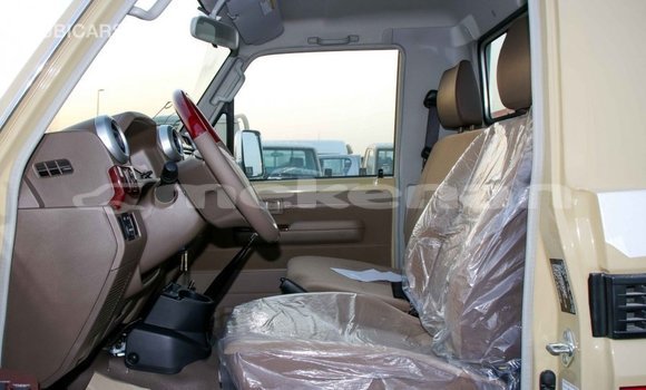 Buy Import Toyota Land Cruiser Beige Car in Import - Dubai in Aragatsotn Buy Import Toyota Land Cruiser Beige Car in Import - Dubai in Aragatsotn