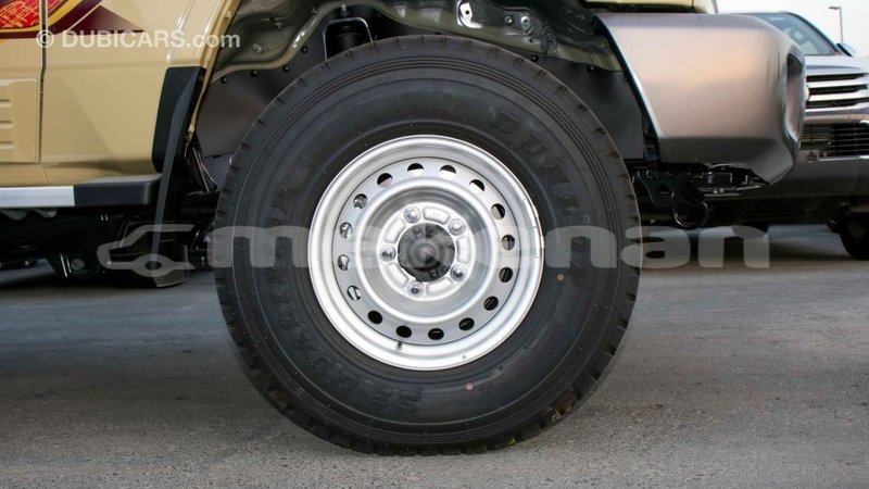Big with watermark toyota land cruiser aragatsotn import dubai 2823