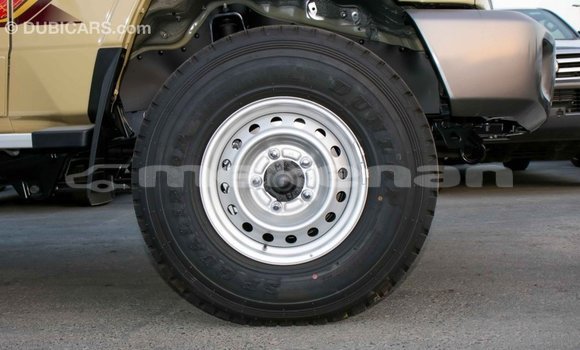 Buy Import Toyota Land Cruiser Beige Car in Import - Dubai in Aragatsotn Buy Import Toyota Land Cruiser Beige Car in Import - Dubai in Aragatsotn