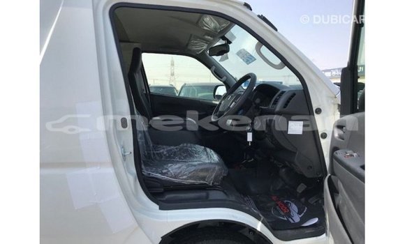 Buy Import Toyota Hiace White Car in Import - Dubai in Aragatsotn Buy Import Toyota Hiace White Car in Import - Dubai in Aragatsotn