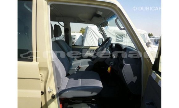 Buy Import Toyota Land Cruiser Beige Car in Import - Dubai in Aragatsotn Buy Import Toyota Land Cruiser Beige Car in Import - Dubai in Aragatsotn
