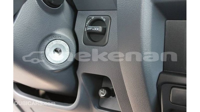 Big with watermark toyota land cruiser aragatsotn import dubai 2835