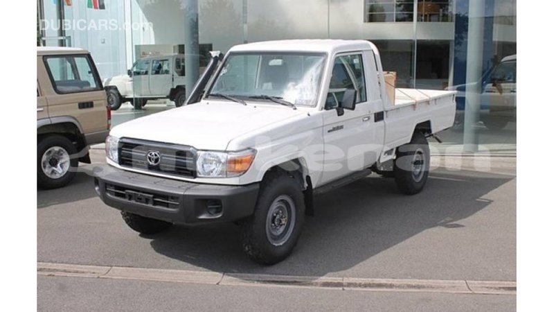 Big with watermark toyota land cruiser aragatsotn import dubai 2835