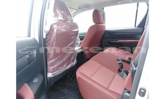 Buy Import Toyota Hilux Other Car in Import - Dubai in Aragatsotn Buy Import Toyota Hilux Other Car in Import - Dubai in Aragatsotn
