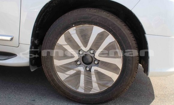 Buy Import Toyota Land Cruiser White Car in Import - Dubai in Aragatsotn Buy Import Toyota Land Cruiser White Car in Import - Dubai in Aragatsotn