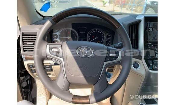 Buy Import Toyota Land Cruiser Black Car in Import - Dubai in Aragatsotn Buy Import Toyota Land Cruiser Black Car in Import - Dubai in Aragatsotn
