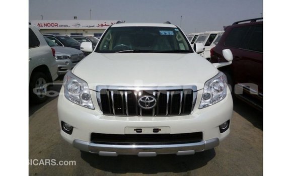 Buy Import Toyota Prado White Car in Import - Dubai in Aragatsotn Buy Import Toyota Prado White Car in Import - Dubai in Aragatsotn