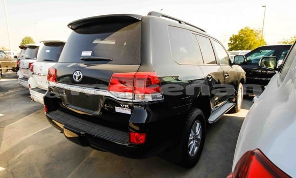 Buy Import Toyota Land Cruiser Black Car in Import - Dubai in Aragatsotn Buy Import Toyota Land Cruiser Black Car in Import - Dubai in Aragatsotn